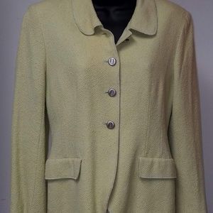 CHANEL Jacket w/ CC buttons - Kiwi Color